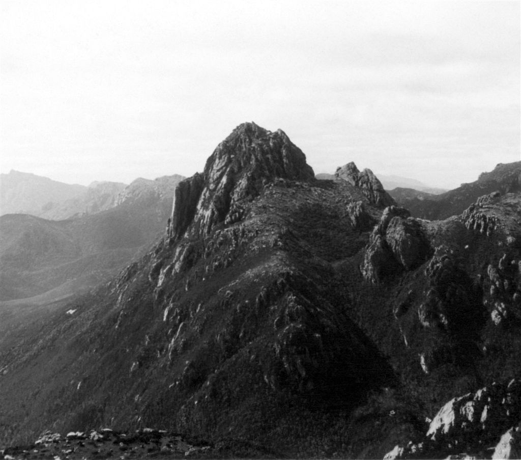 Coronation Peak, N face in profile