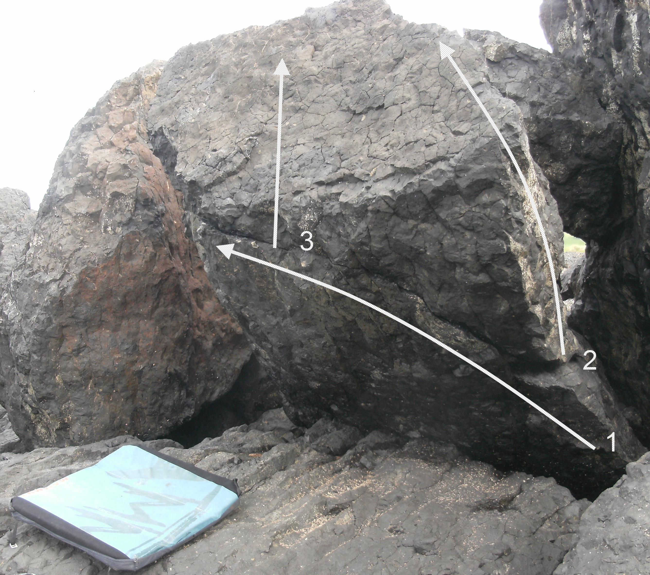 Traverse boulder.jpg