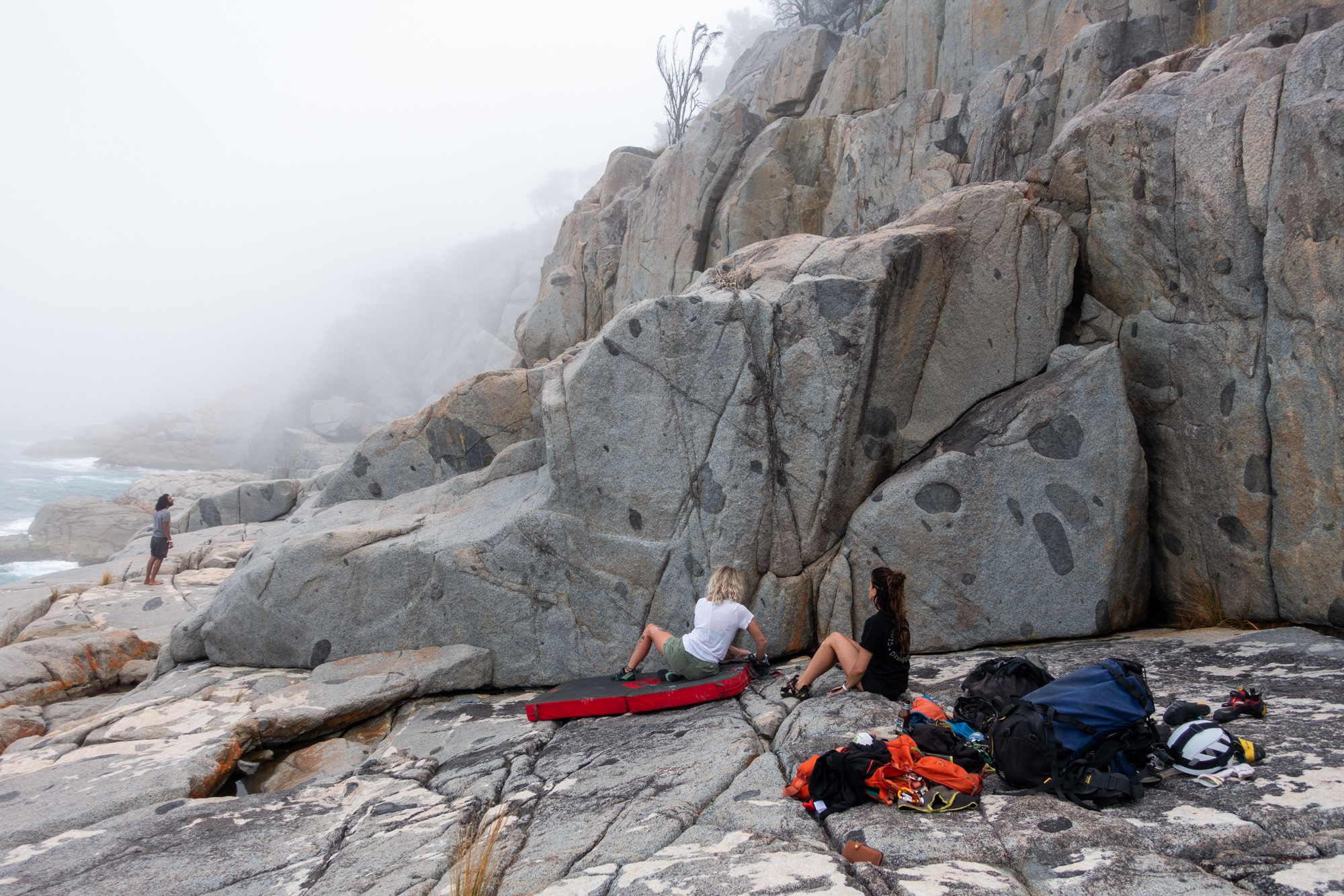 bouldering-2.jpg