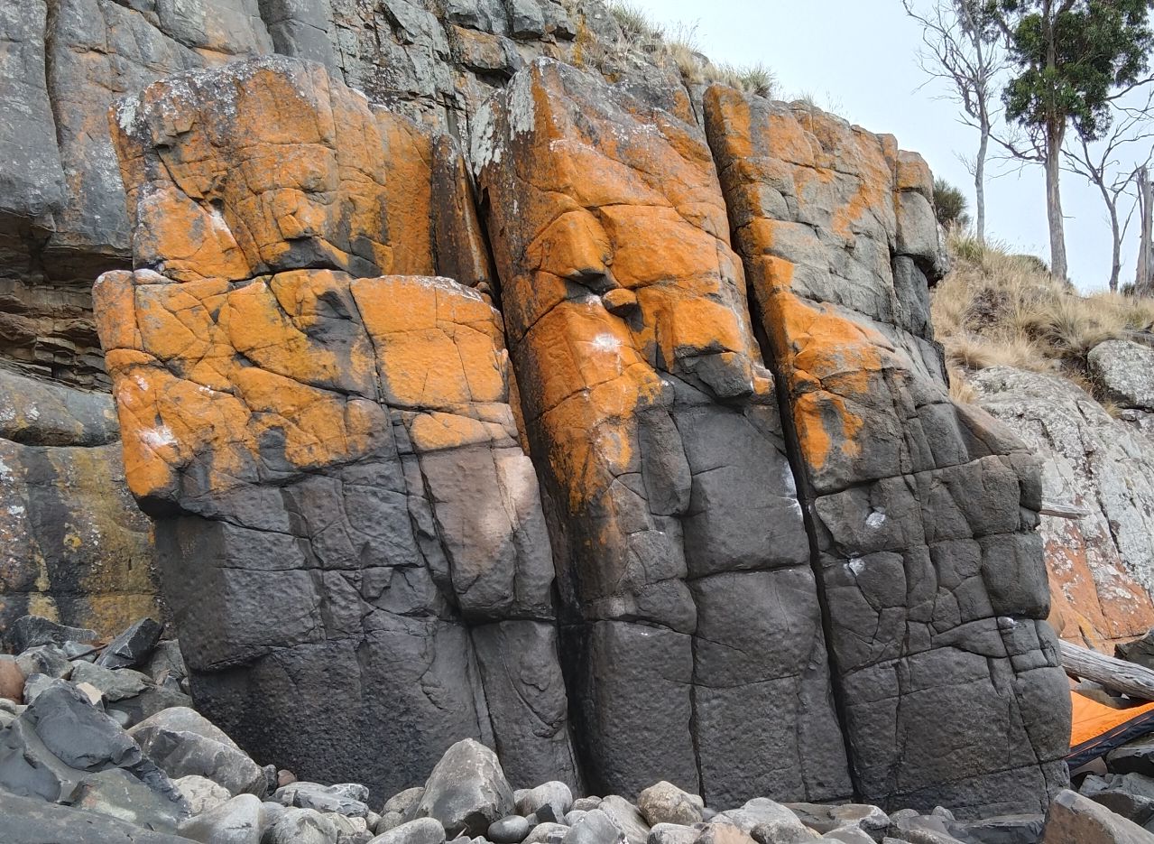 Roches Beach Block2.jpg