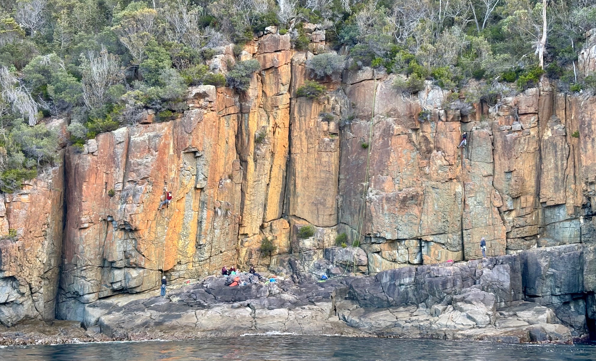 Canoe Bay - South Cliff